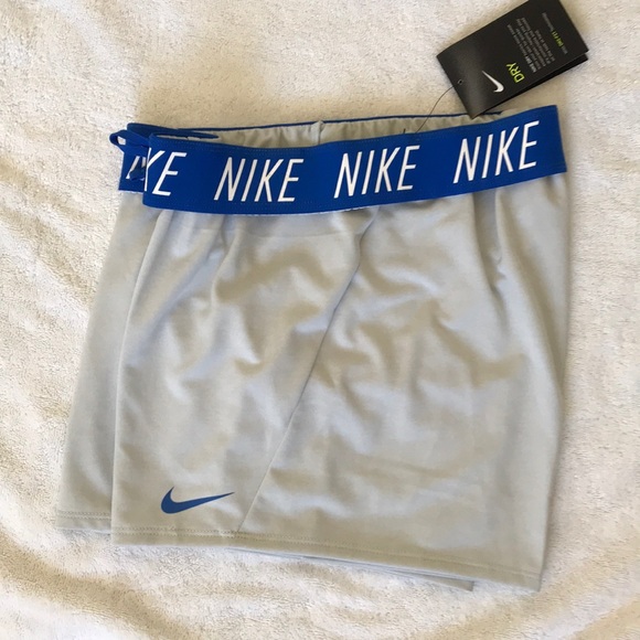 🌸2 for $30🌸 Nike shorts - Picture 2 of 3